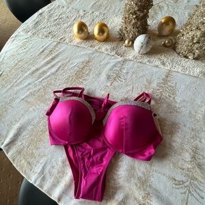 Sexy Bedazzled VS Matching Bikini Set (large)